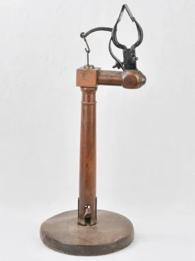 Glove-making stand, early-19th-century 27½"