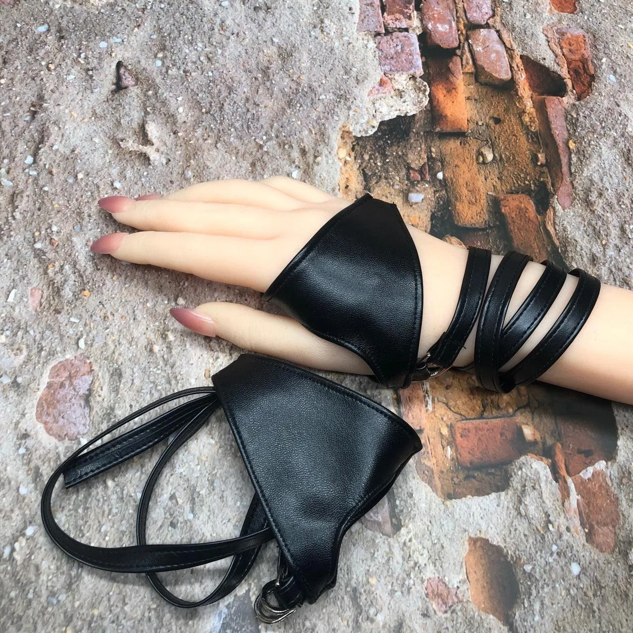 Lace-up Punk Leather Fingerless Gloves for Women