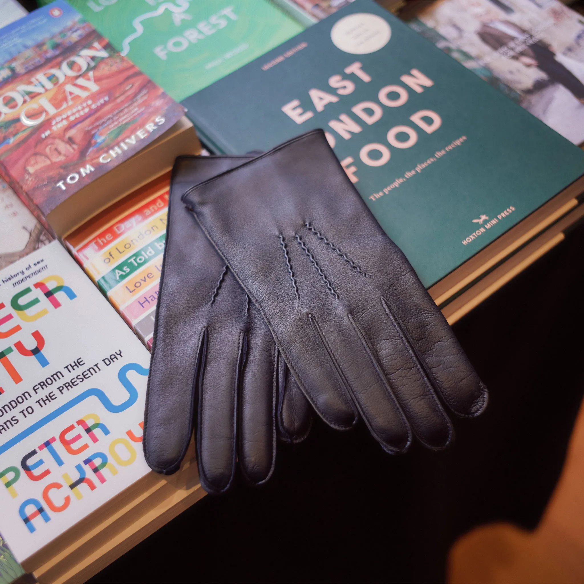 Men's Three-Point Red Cashmere-Lined Leather Gloves