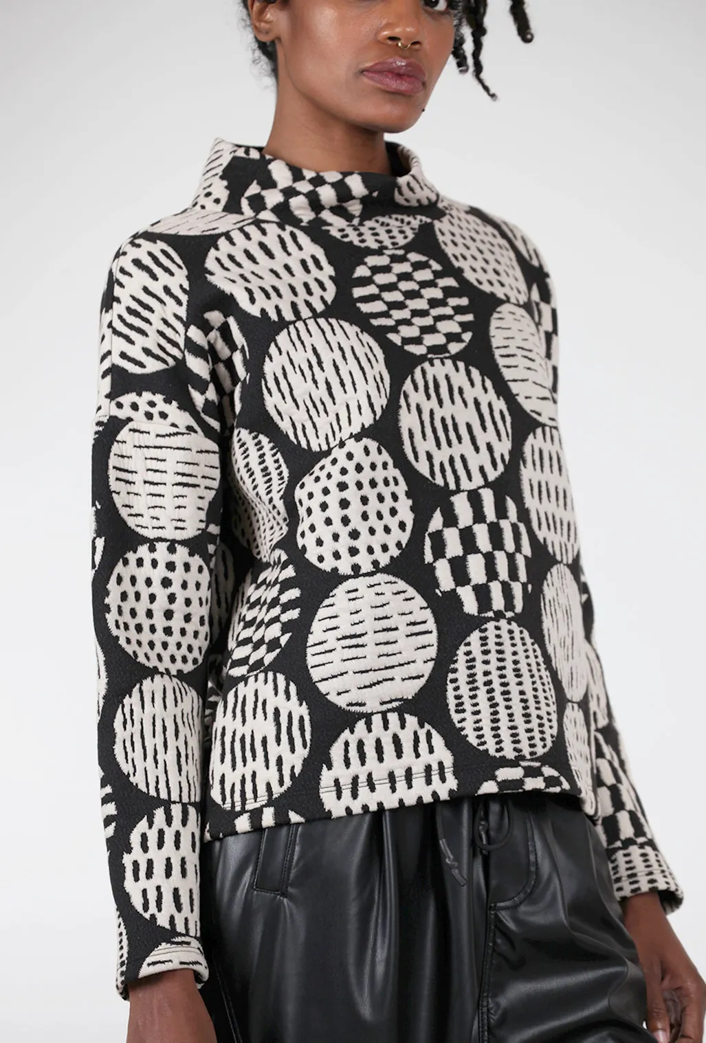 Patterned Circles Alayna Top, Charcoal