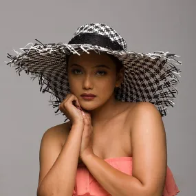 Sun Beach Hat Fringed White And Black (Barb)