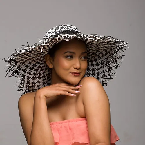 Sun Beach Hat Fringed White And Black (Barb)