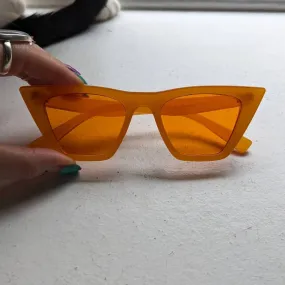 Y2K Funky Festival Retro Cat Eye Sunglasses Wayfarer Neon Orange Sunnies Shades